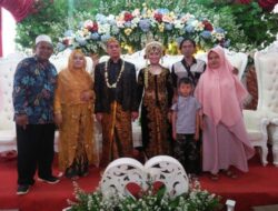 Potret Pernikahan Siti & Ahmad di Lingkungan Harum Manis Cirimekar