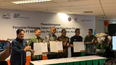 Erick Thohir Saksikan Penandatanganan MOU KAI dan MRT