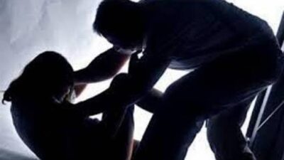 Mantan Sekmat Carenang Terancam Dipecat