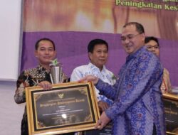 Pemkab Bangka Kembali Raih Penghargaan Pembangunan Daerah Terbaik di Babel