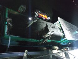 KN Kuda Laut-403 Gagalkan Pencurian Batubara di Perairan Samarinda