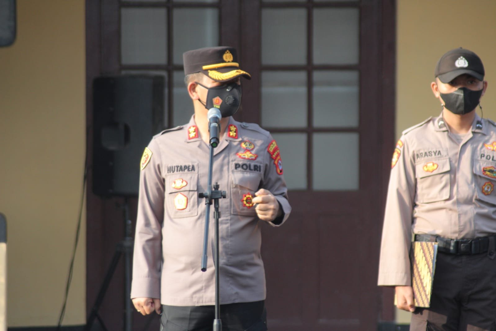 Kapolres Serang Kota Periksa Sikap Tampang Personel untuk Tingkatkan Disiplin