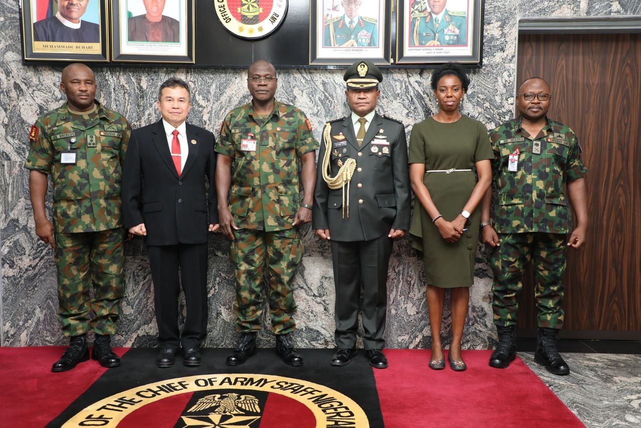 Atase Pertahanan RI Dampingi Dubes Bertemu Kasad Nigeria Bahas Kerja Sama Militer