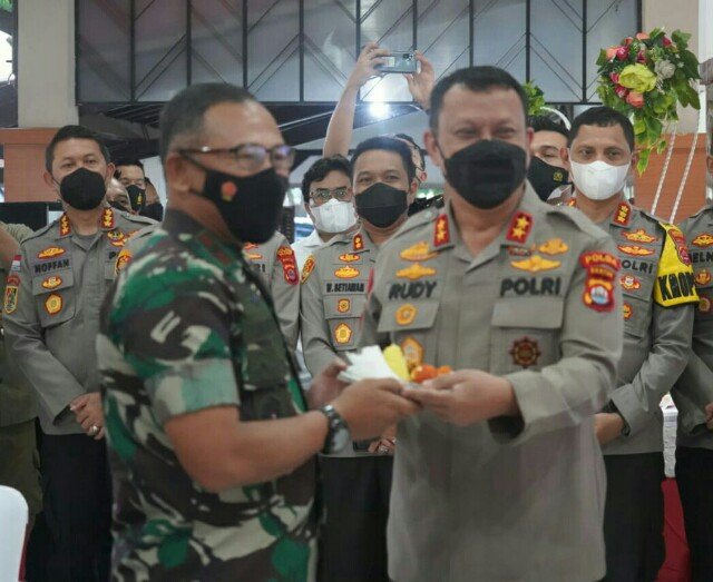 Danrem 064/MY Hadiri Peringatan HUT Kapolda Banten