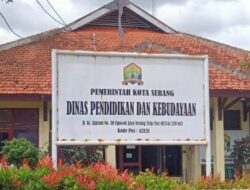 Potret Pelayanan Dindikbud Serang: Surat Keterangan Guru Ngaji Dipersulit