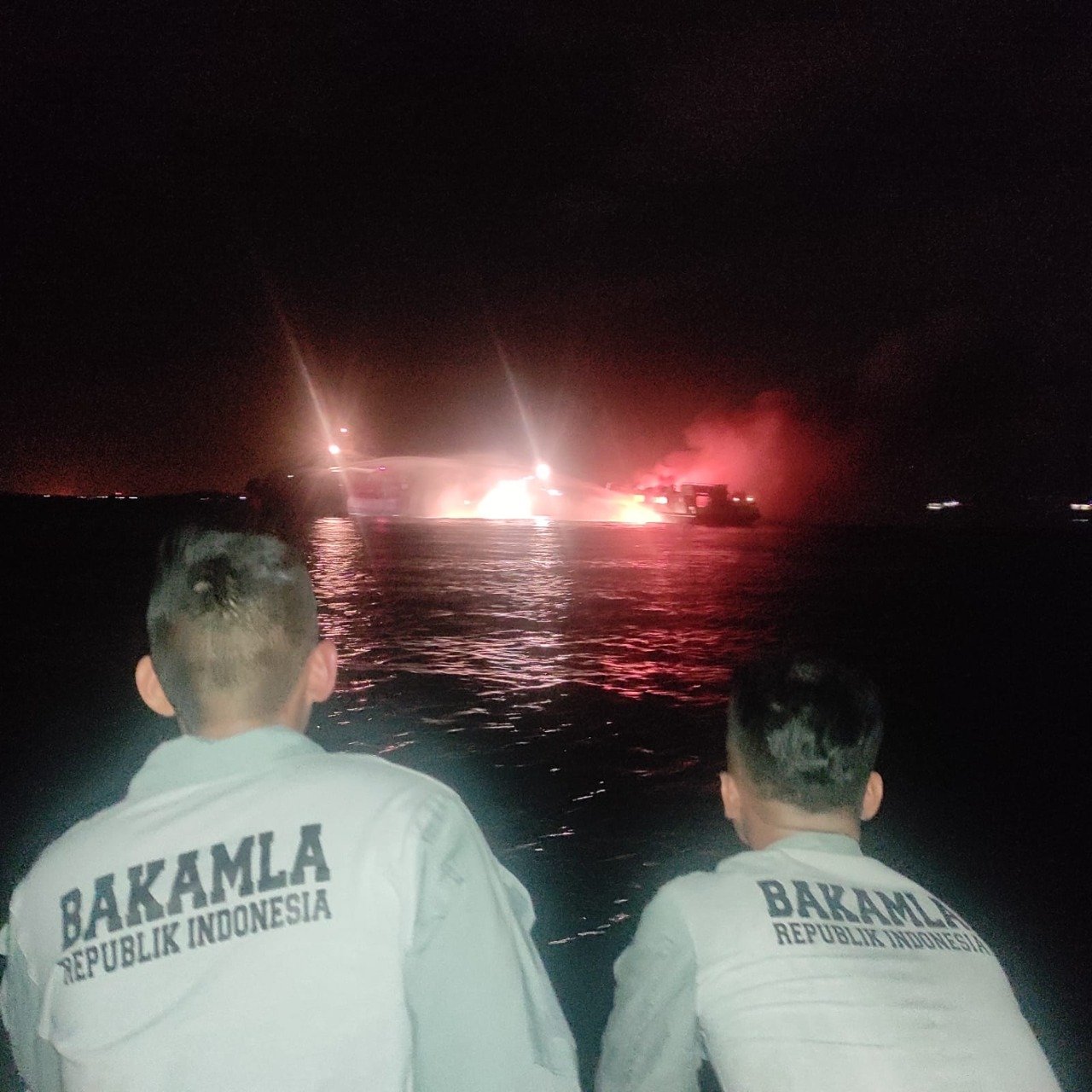 Bakamla RI Amankan Kapal Dumai Line 5 Terbakar