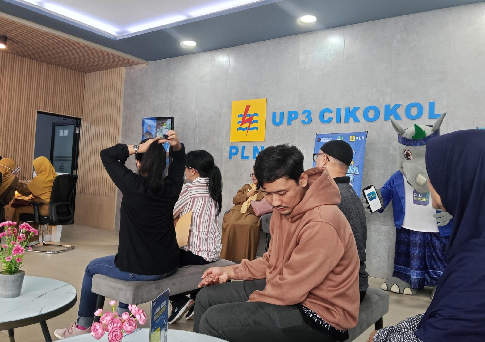 GMAKS Soroti Pemasangan SKTM 20 kV PT PLN UP3 Cikokol Diduga Langgar SOP