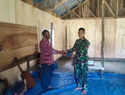 Yonif Raider 142/KJ Bagikan Alkitab untuk Dorong Ketaatan dan Ketekunan Beribadah