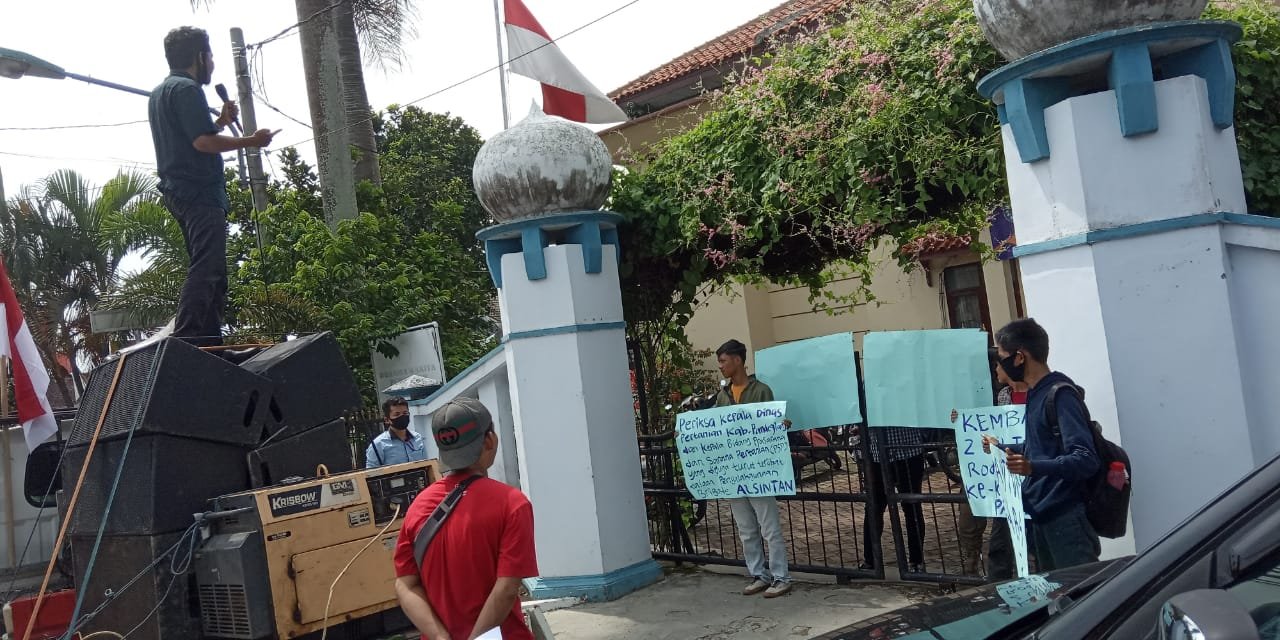 Distan Pandeglang Kembali Didemo Soal Alsintan