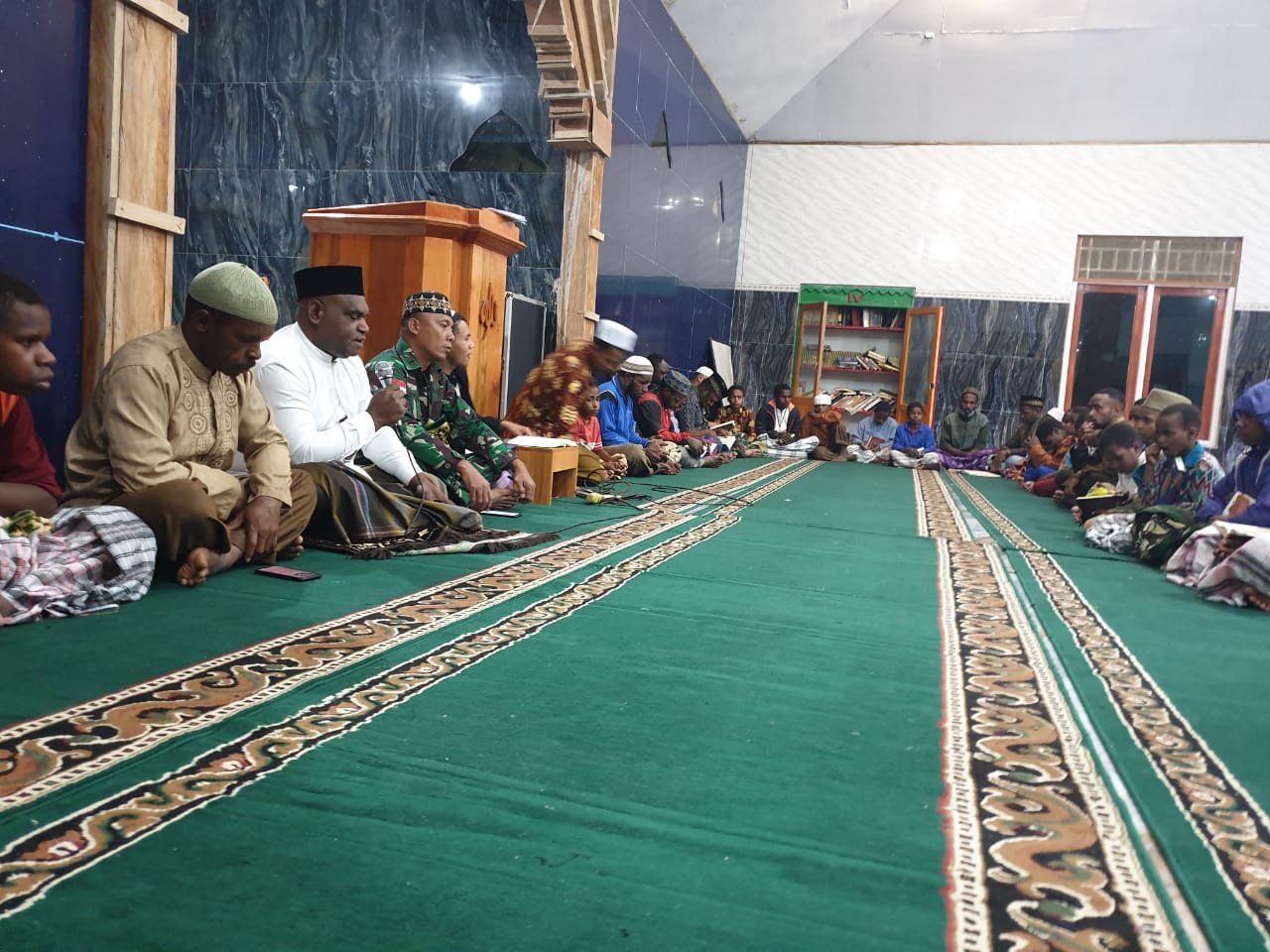 Satgas Pamrahwan Yonif RK 751/VJS Hadiri Undangan Tokoh Walesi