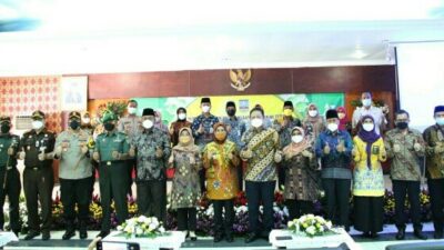 Bupati Serang Raih Penghargaan Ditjen Badilag MA atas Target Program Isbat Nikah