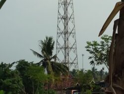 Tower di Desa Cikoneng Ancam Keselamatan Warga