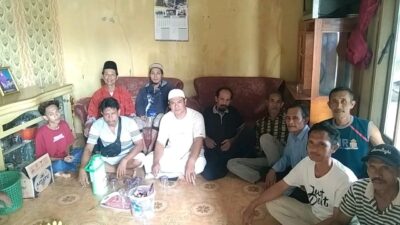 Utom Terpilih Sebagai Kades Cilograng