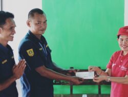 Direktur PSPKKM Sermika BR Karo Kunjungi Posko Karang Taruna Cibinong