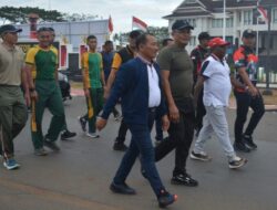Danrem 174/ATW Wujudkan Sinergitas TNI-Polri dengan Jalan Santai dan Senam Bersama