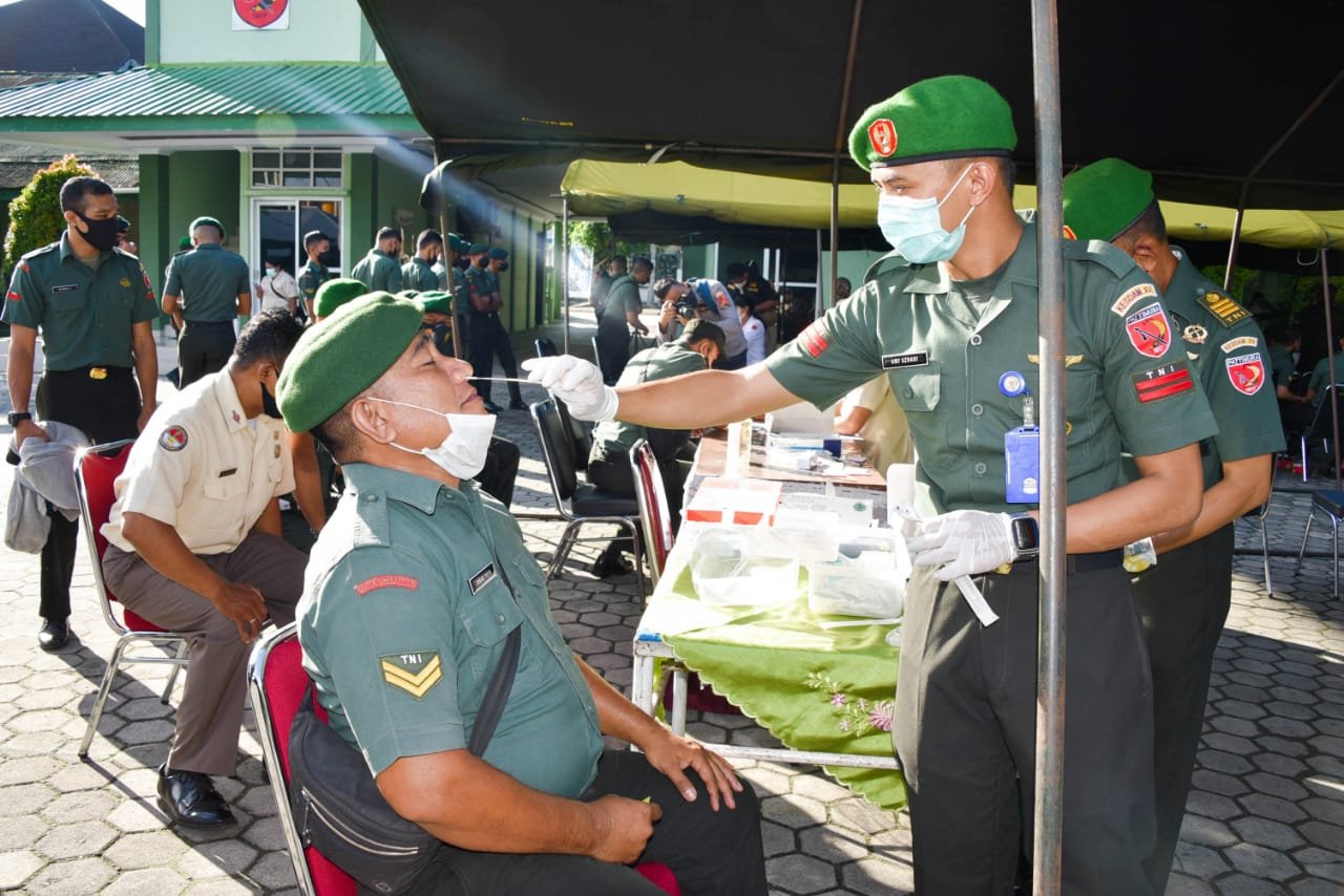Kodam XVI/PTM Gelar Donor Darah Membawa Solusi Kesehatan Bersama Mutiara Pattimura