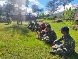 Satgas Yonif RK 751/VJS Tingkatkan Ketahanan Pangan dengan Bibit Jagung