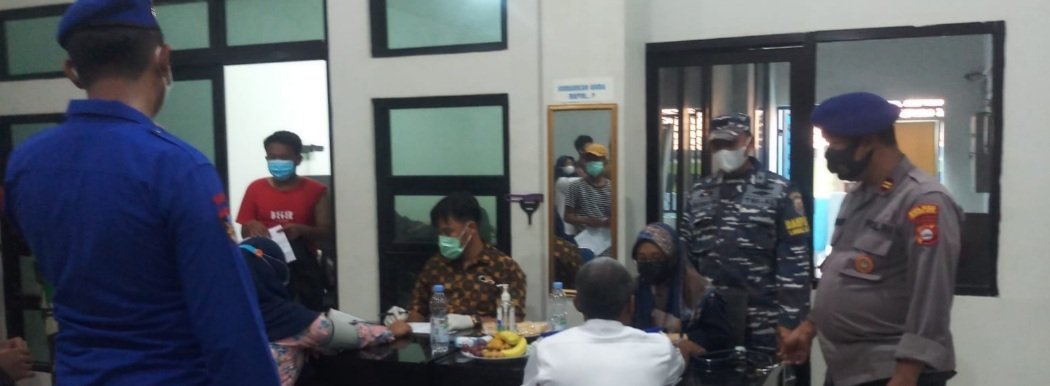Satpolair Polres Serang Awasi Prokes saat Vaksinasi Hari Perhubungan Nasional