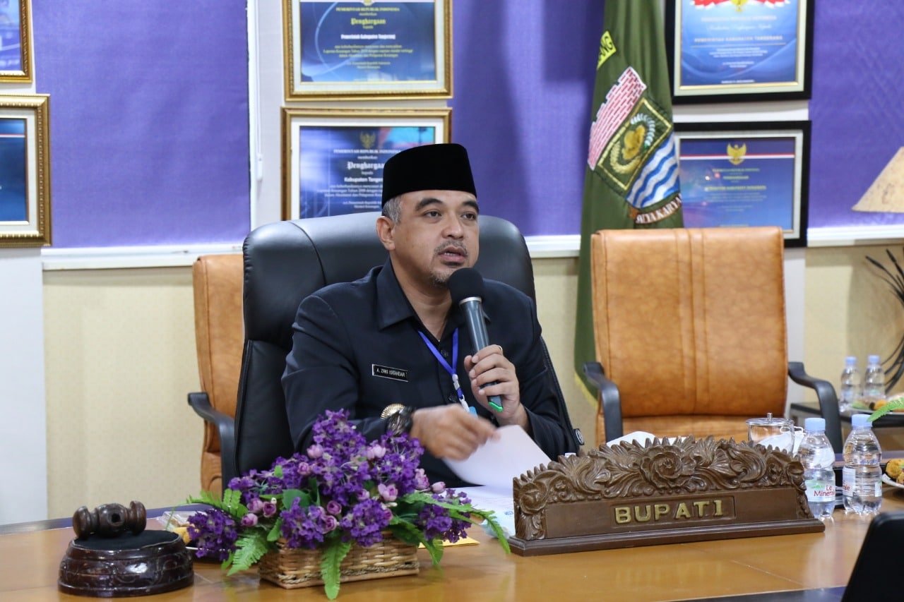 Paripurna DPRD Online, Bupati Jawab Tanggapan Umum Fraksi