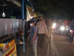 Polsek Serang Bersihkan PKL dari Stadion Maulana Yusuf