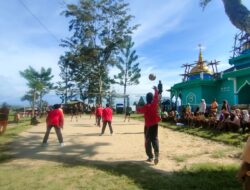 Satgas Yonif RK 751/VJS Rayakan Hari Pahlawan dengan Olahraga Bersama Guru dan Masyarakat