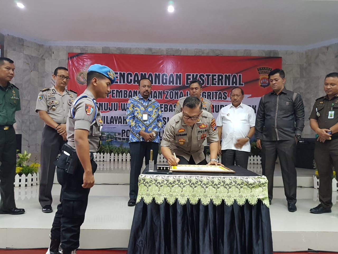 Karo Rena Polda Banten Hadiri Pencanangan Zona Integritas Menuju WBK WBBM Cilegon