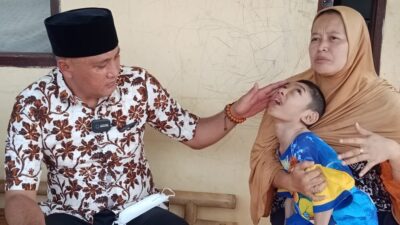 Bang Has Kunjungi Maulana Bilal Penderita Meningoensefalitis dari Depok