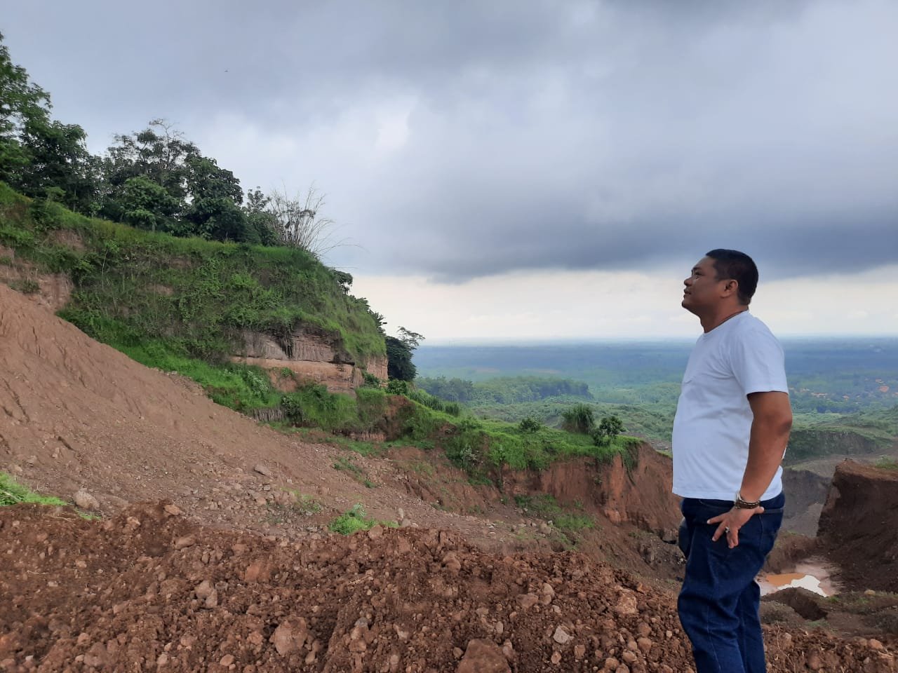 Warga Desa Cikawung Tolak Lahan Baru Perhutani, Ini Alasannya