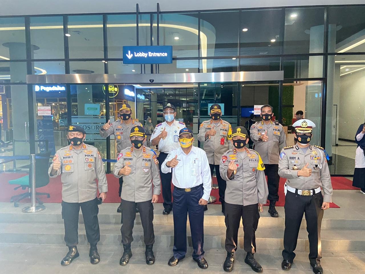 Kakorlantis Polri Tinjau Pengamanan Pelabuhan Merak Jelang Idul Adha