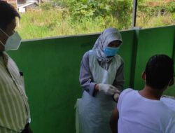 Polsek Cipocok Jaya Awasi Prokes Saat Vaksinasi Covid-19