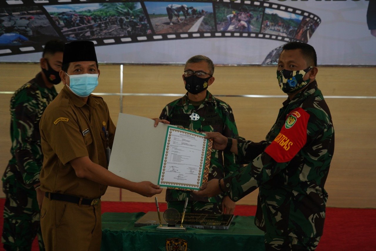 Danrem 064/MY Tutup TMMD 109 Kodim Pandeglang