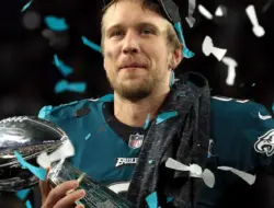 Tweet brutal Nick Foles viral, beri harapan untuk fans Broncos