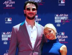 Livvy Dunne dan pacarnya, Paul Skenes, yang memenangkan penghargaan N.L.S. Ryan, bertengkar.