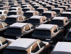 China Menghentikan Mobil Yang Tidak Berpikir Dengan Syarat Ketahanan Lebih Tegas, Laporan