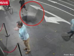 Pria yang menghina wanita di bar itu, kemudian melemparkan kursi ke luar klub dan diusir dari klub