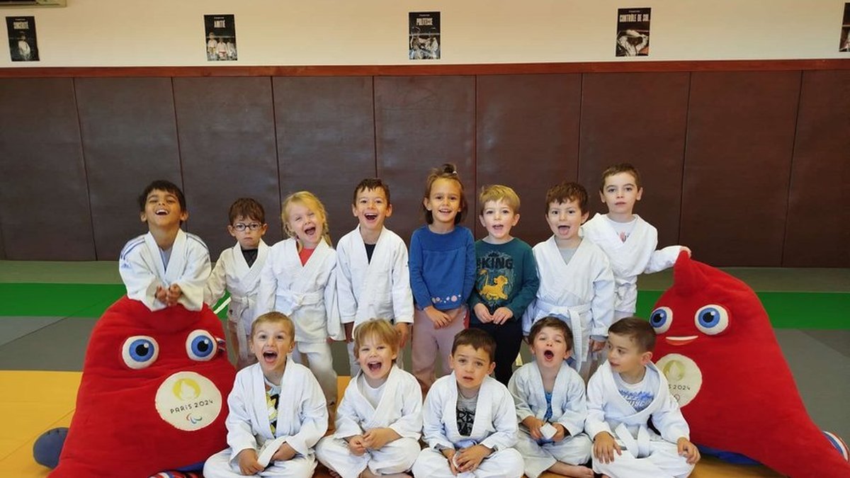 Tang River Trail - Menutup Perikanan Musim di Klub Judo Listois