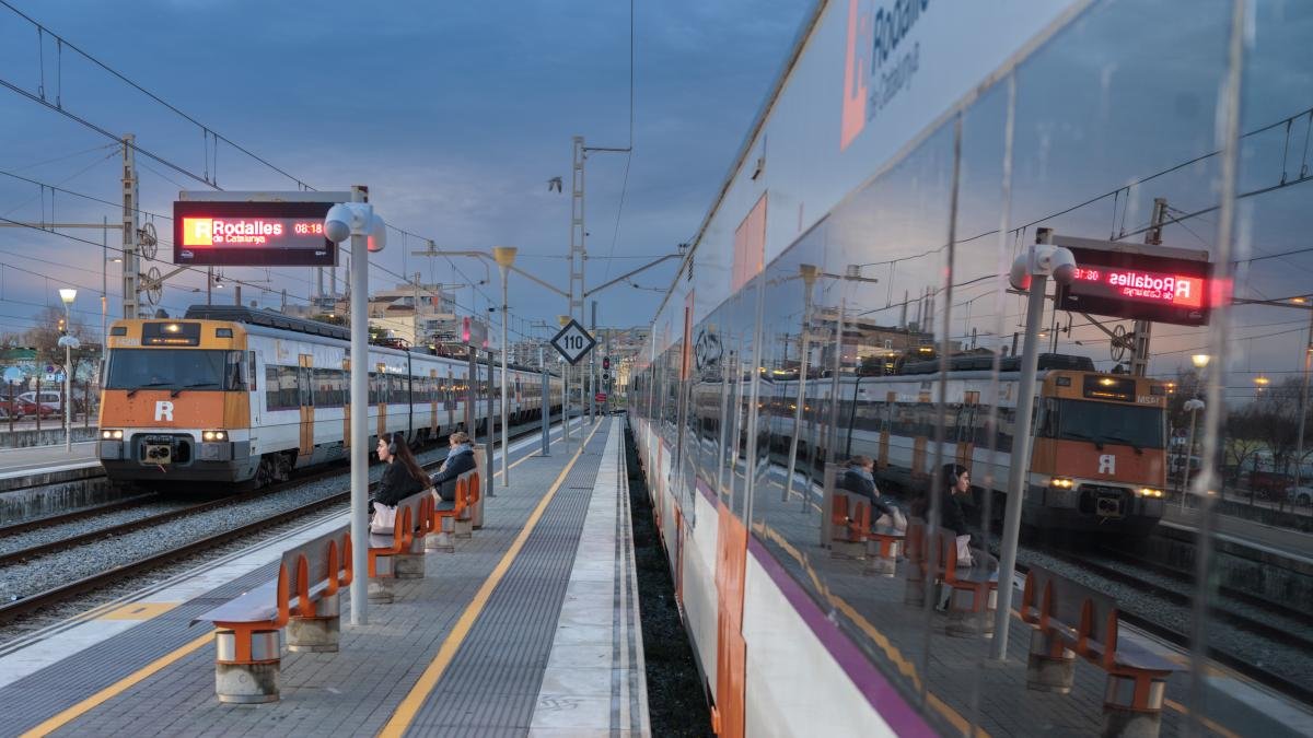 Adif hanya menyelesaikan setengah dari proyek yang direncanakan di Catalonia dari tahun 2010 hingga 2023.