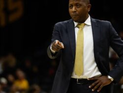 SBN: Penggemar tidak suka kesempatan untuk bermain di Missouri