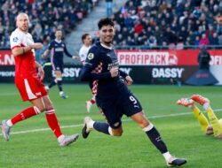 Fuhr mempertimbangkan kembali pertemuan dengan Riccardo Peppi di tim nasional AS pada musim panas ini, menurut sumber-sumber.