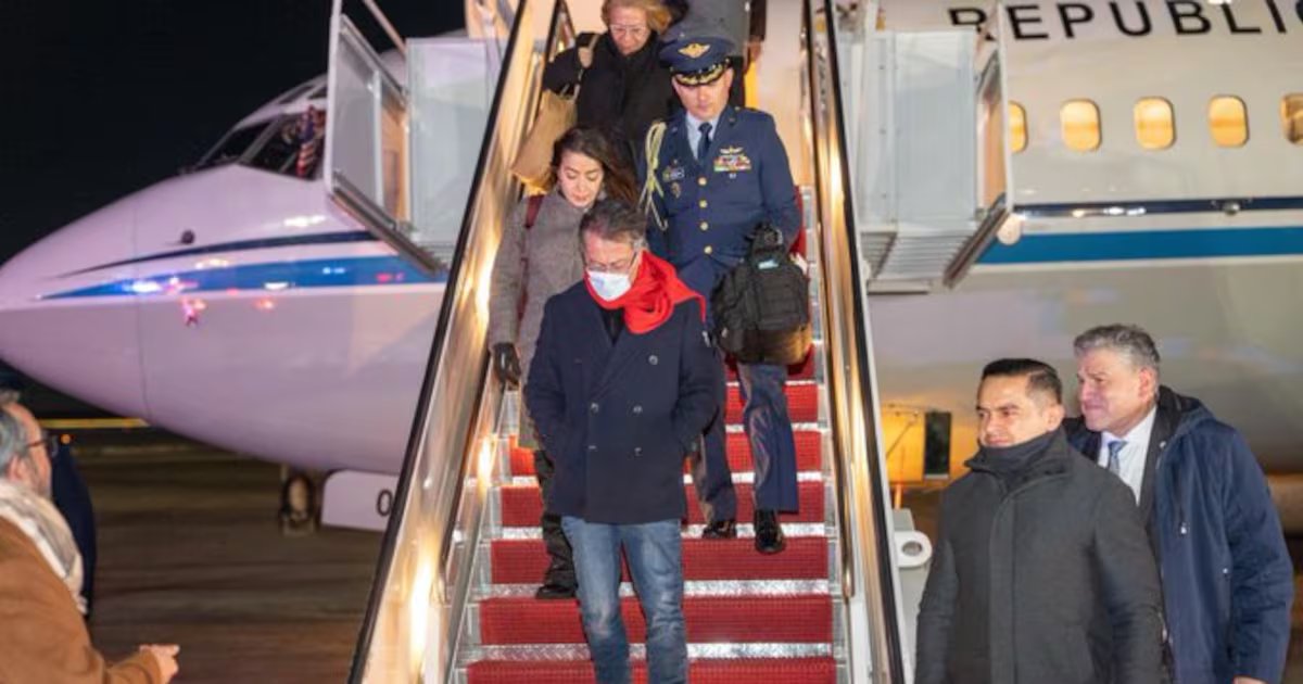 Gustavo Pedro mengunjungi Washington untuk mengadakan pertemuan penting dengan Donald Trump di Gedung Putih.