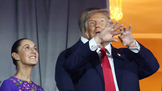 Presiden Meksiko mengatakan bahwa Trump mengancam akan mengenakan tarif ekspor minyak Kuba, membuat Meksiko tidak bisa mengambil langkah.