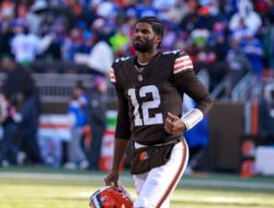 Legenda NFL mengklaim bahwa Shadow Sanders yang berani menyerukan pembatalan Piala Profesional