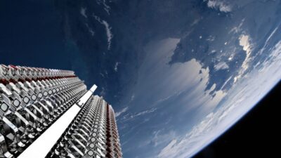 Para ahli memperingatkan bahwa infrastruktur penting dari ruang angkasa ke dasar laut menjadi semakin lemah: orang-orang tidak menyadari betapa banyak kita bergantung pada batu bara.