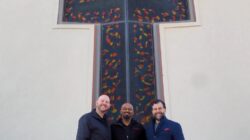 Organisasi nirlaba menghabiskan $6 juta untuk membeli Gereja Aurora untuk membangun kampus baru