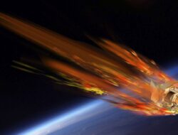 Apa yang terjadi pada saat-saat panas terakhir pesawat ruang angkasa?