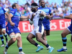 Seorang legenda Prancis menembak para pelaut