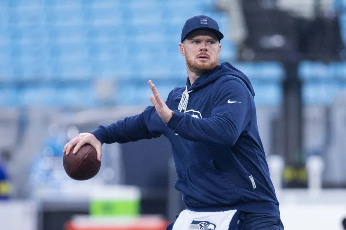 Sebelumnya, mantan pemain tersebut mengkritik kesalahan Sam Dunald, mantan manajer umum, karena tidak menghentikan transaksi perempat bertahan paten.