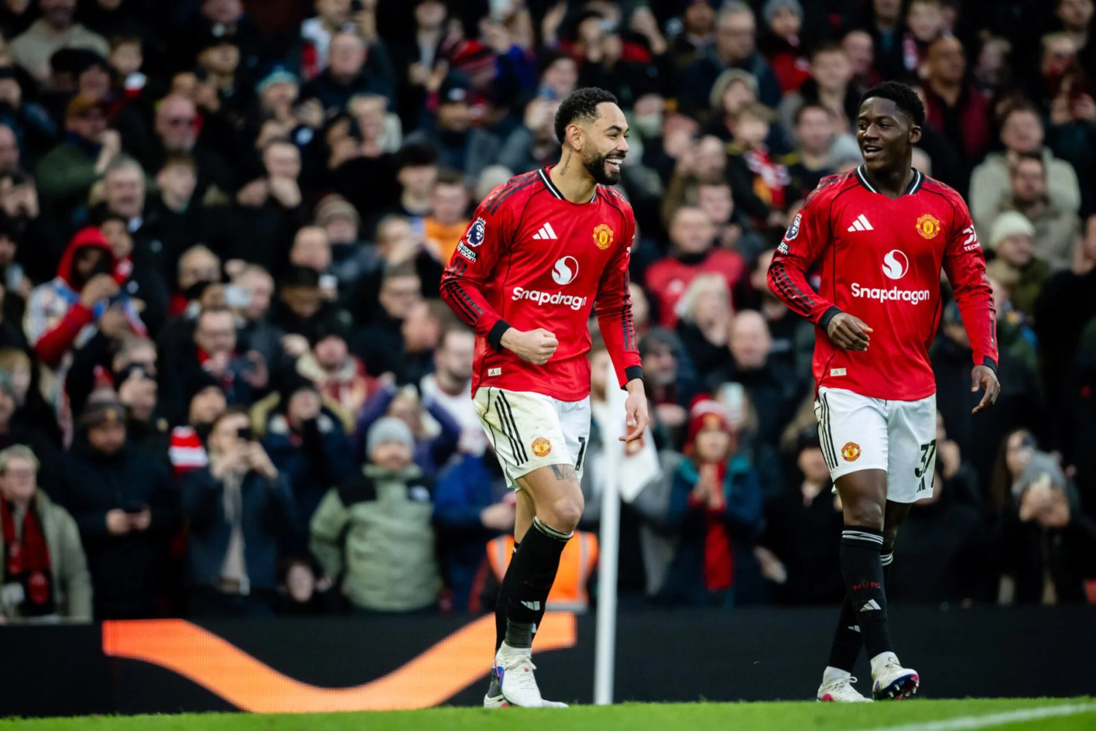 Michael Carrick menggantikan Matthew Cunha, guru guru dari Dorgu, yang membuktikan bahwa dia tidak akan memiliki masalah dengan menghancurkan Amarine.