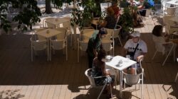 Pemerintah Indonesia telah memberikan dukungan kepada masyarakat untuk melakukan rehabilitasi, dan pemerintah telah memberikan bantuan kepada masyarakat.