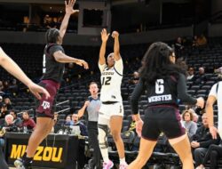 Hoopin dan Hollerin: Ingin Menulis